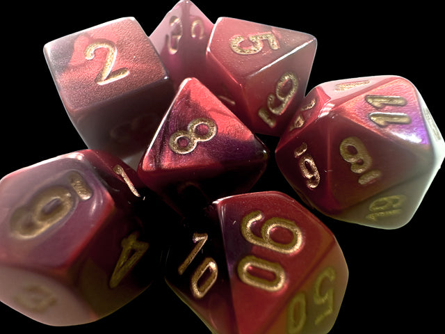 Chessex Gemini Mini-hedral Purple-Red/gold 7-Die Set | Mega City Incorporated